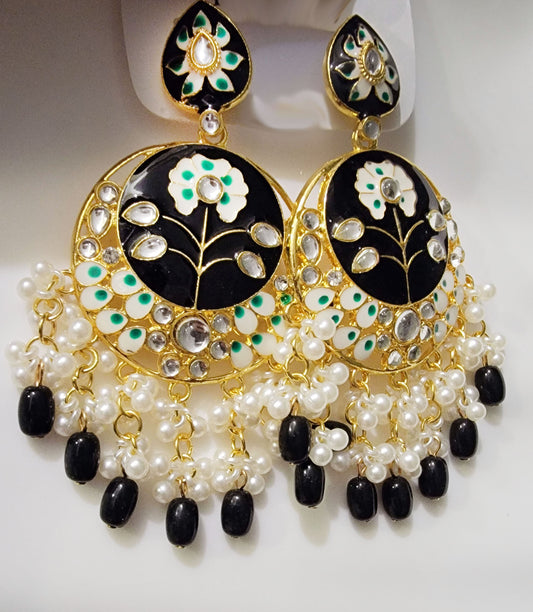 Black and Gold Jhumka