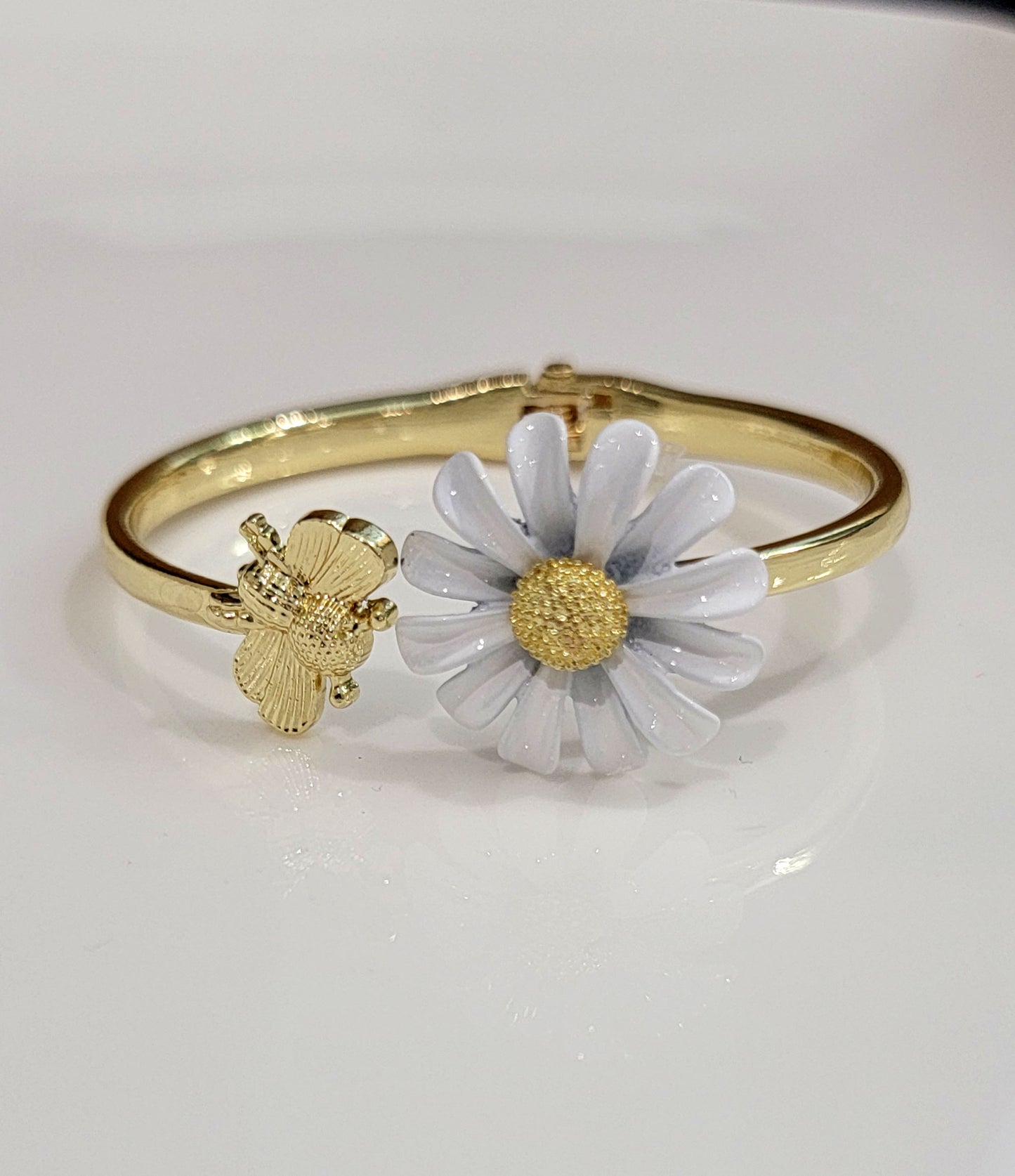 Daisy Flower Bracelet