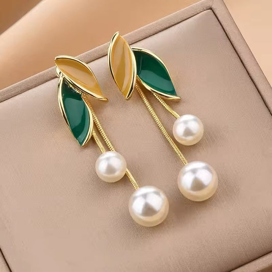 Luxury Light Leaf Pearl Tassel Earrings