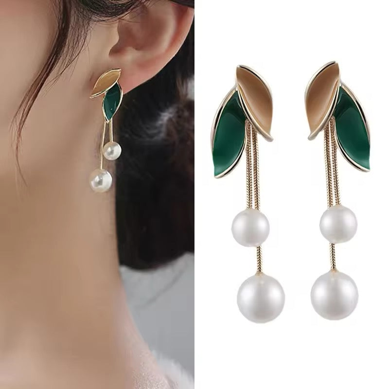 Luxury Light Leaf Pearl Tassel Earrings